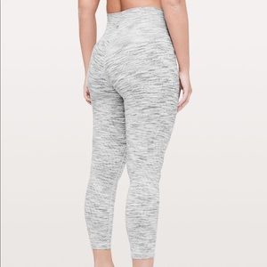 Lululemon wunderunders size 8.
